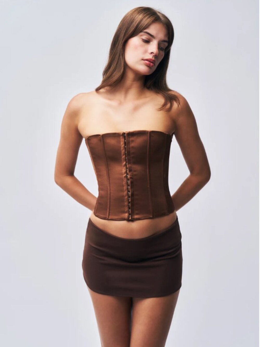 Guizo Micro Mini Stretch Skirt Low-Rise in Brown